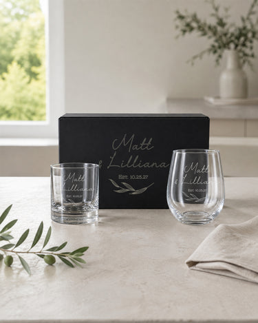 Mockup of the mbSHORTSET engraved magnetic gift box set personalized with design N9.