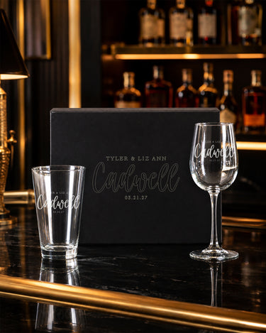 Mockup of the mbTALLSET engraved magnetic gift box set personalized with design L7.