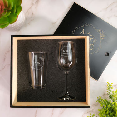 Mr Mrs Gift Set with Pint Stemmed Wine Glass Design HH5 Everything Etched
