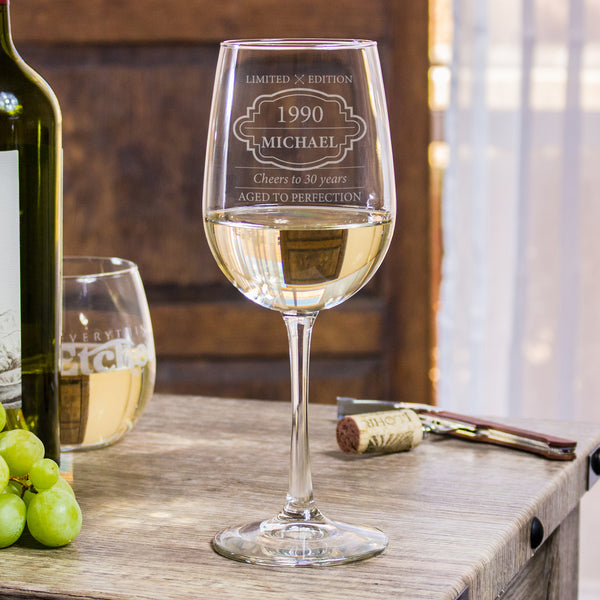 Etched White Wine Glasses Birthday - Design: BDAY3