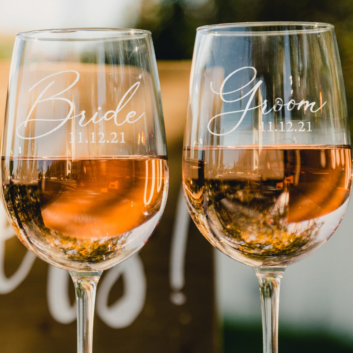 Bride & Groom Wine Glass Set - Design: HH6 - Everything Etched