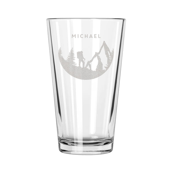 Etched Pint Glass Outdoorsman - Design: M4