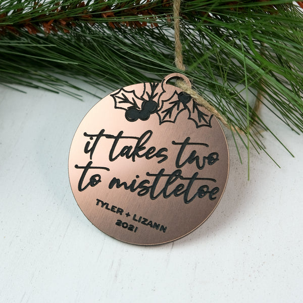 Personalized Couples Ornament - Design: XMAS3