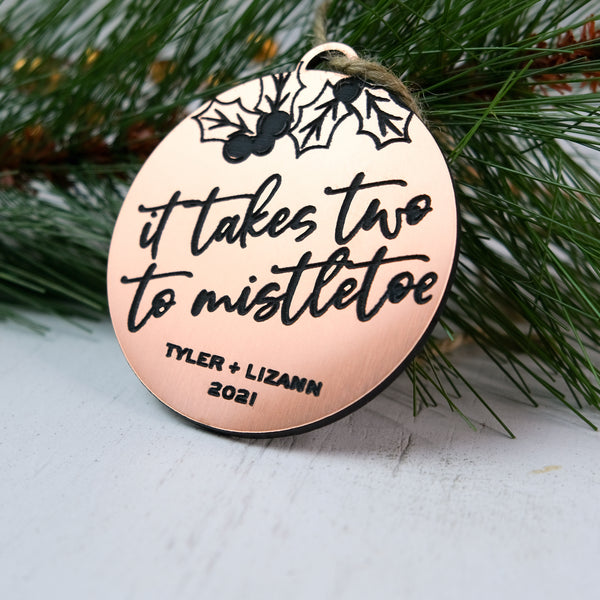 Personalized Couples Ornament - Design: XMAS3