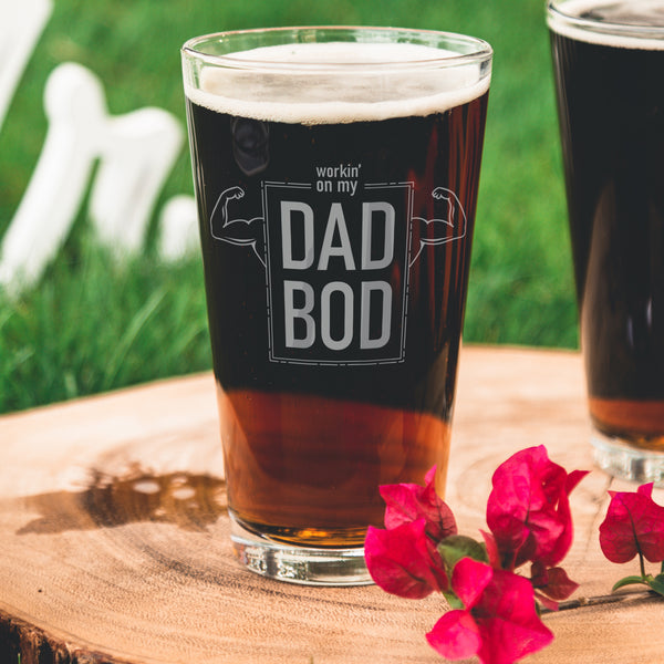 Etched Pint Glass Dad Bod - Design: FD10
