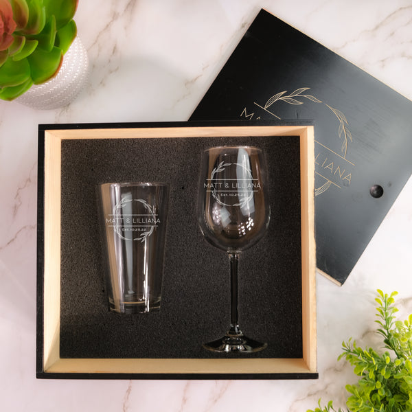 Personalized Wedding Wine & Beer Gift Set for a Couple, Design: N8
