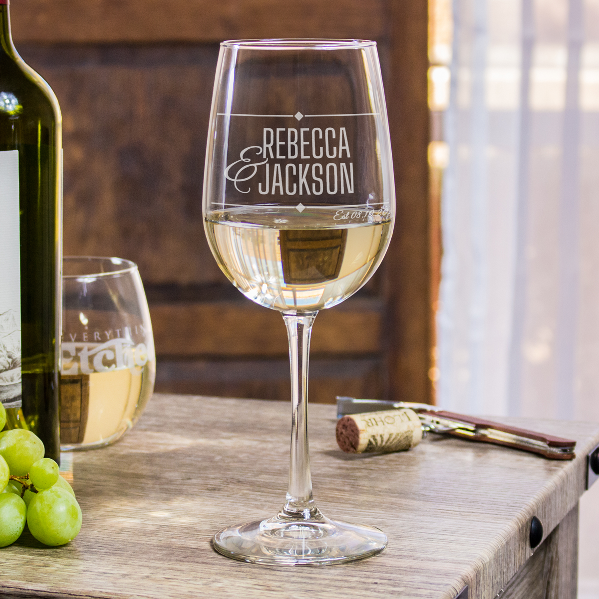 Etched Wine Glasses Couple - Design: N2